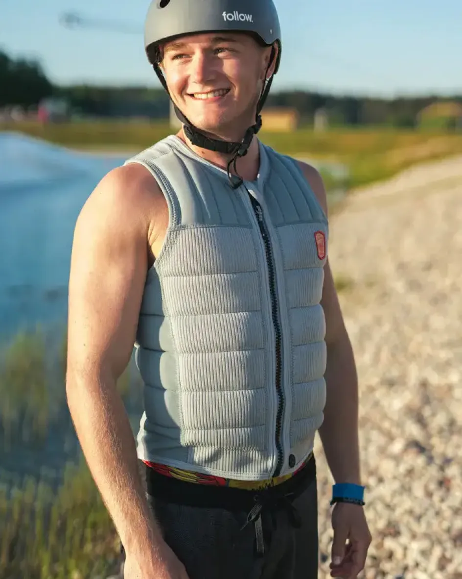 Follow Wake Comp Vests<Foow Epoyee of the onth en' Jacket - Grey