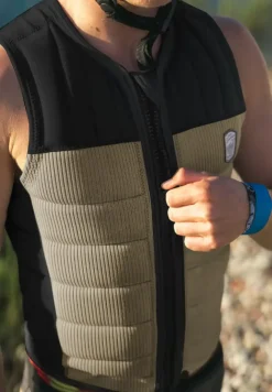 Follow Wake Comp Vests<Foow Epoyee of the onth en' Jacket - Back/Khaki