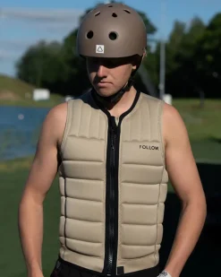 Follow Wake Comp Vests<Foow Tota en' Ipact Vet - and
