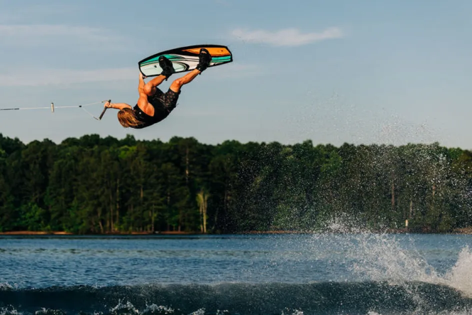 Liquid Force Wakeboard Packages<2025 Trip Wakeboard | Index 6R Bindings