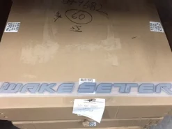 Malibu Decals + Emblems<Wakesetter Hull Decal, 32" (Chrome) 2017-19