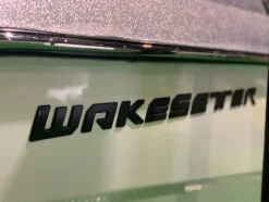 Malibu Decals + Emblems<Wakesetter Hull Decal, 32" (Black)
