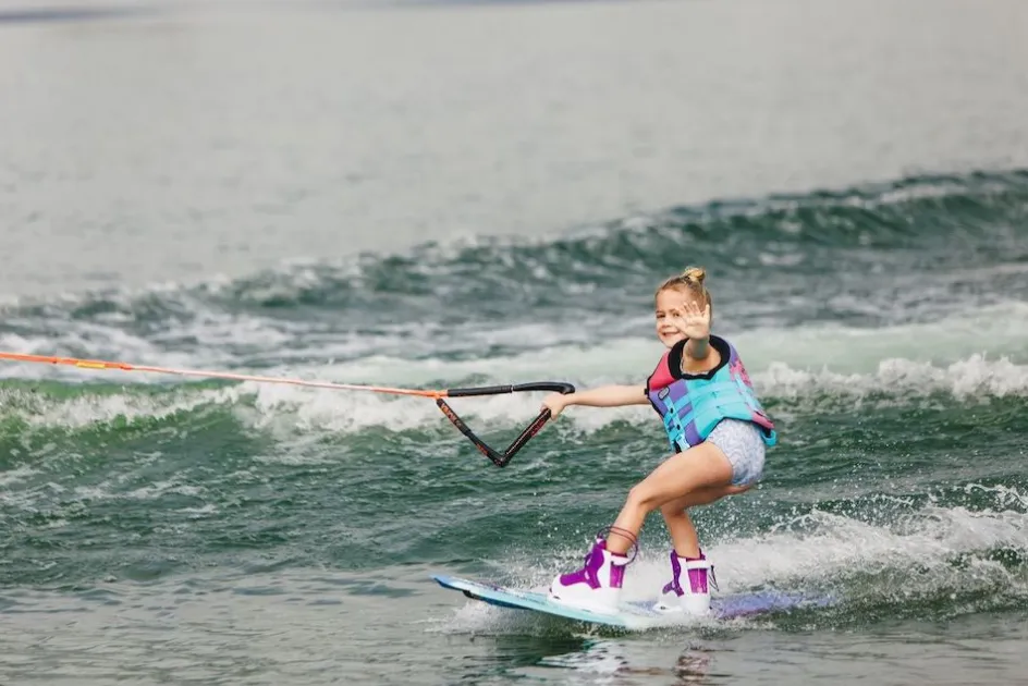 Ronix Wakeboards<August Kid's Wakeboard 2026 -