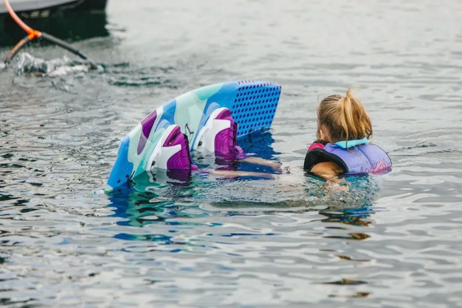 Ronix Wakeboard Packages<August Kid's Wakeboard | August Bindings 2026