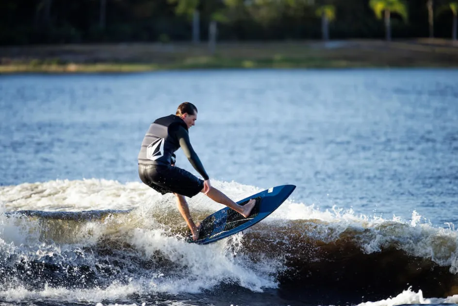 Ronix Wakesurf Boards<2024 H.O.M.E. Carbon Pro M50 Wakesurf Board