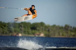 Ronix Wakeboards<2023 Women's Rise Air Core 3 Wakeboard